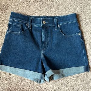 Express shortie mid rise shorts